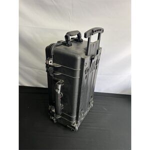 Pelican 1510 Rolling Hard Case Black Used